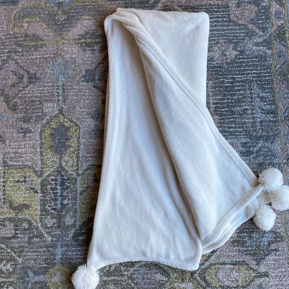 Opalhouse PomPom Throw Blanket - Picture 1 of 8